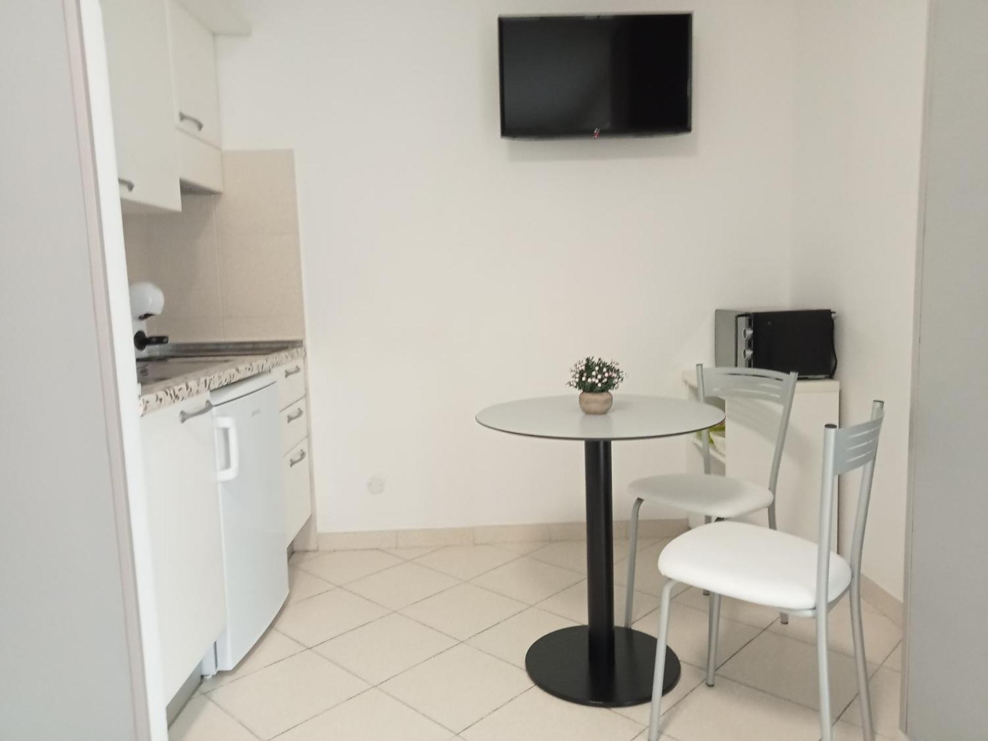 Il Mughetto Apartment Аоста Екстериор снимка